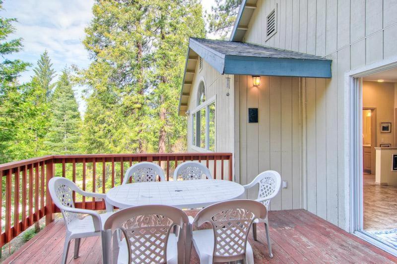 Hikers Hideaway Villa Yosemite West Exterior photo